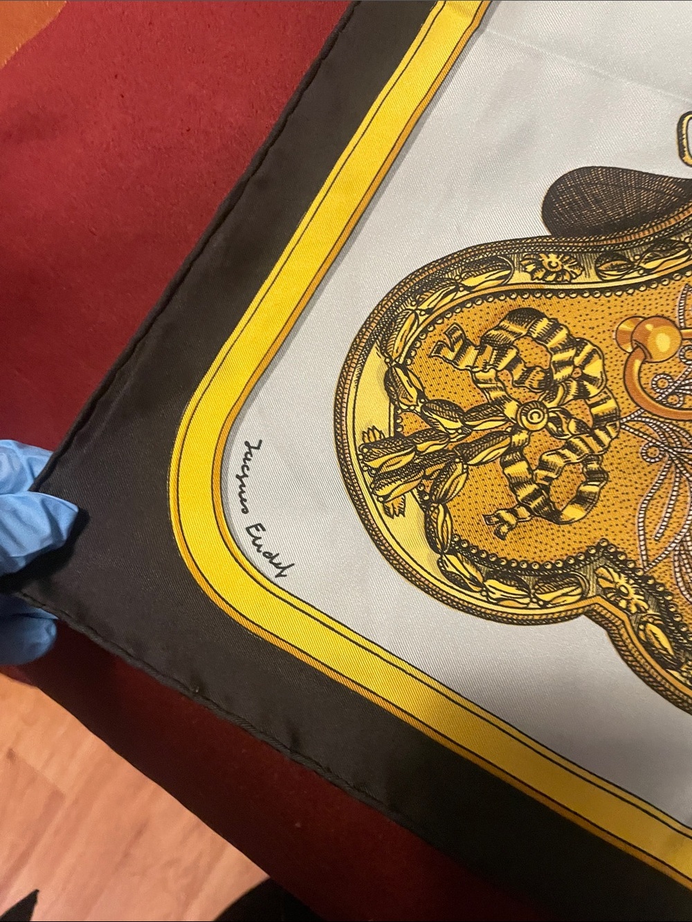 Vintage Hermes silk scarf - Picture 4 of 17